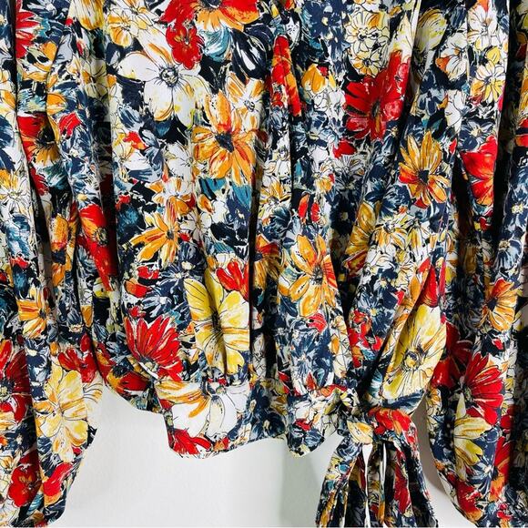 Easel blue red white floral wrap boho blouse top small - Picture 3 of 8